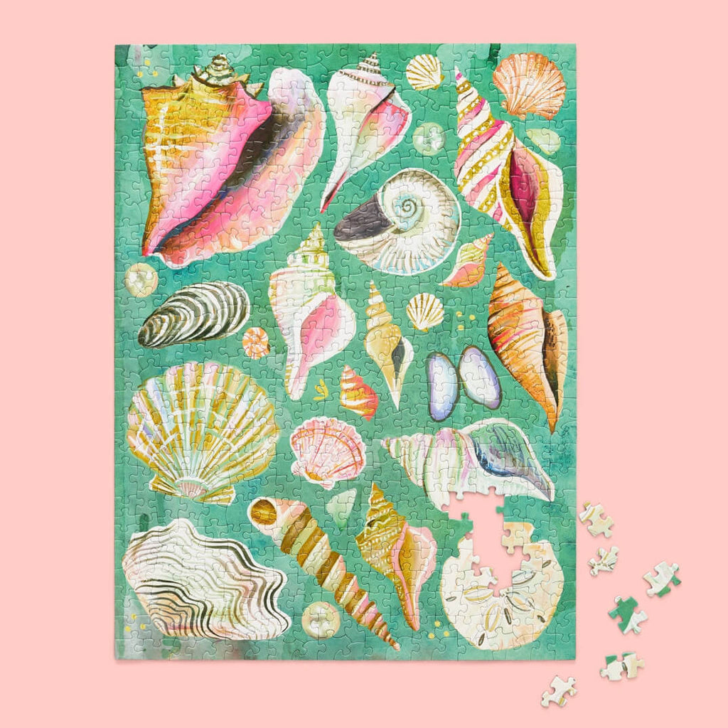 Katie Daisy Puzzle - Shell Collector Puzzle by Werkshoppe